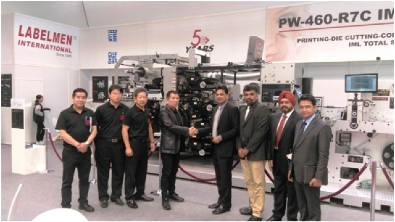 Labelmen and Monotech teams Labelmen and Monotech teams