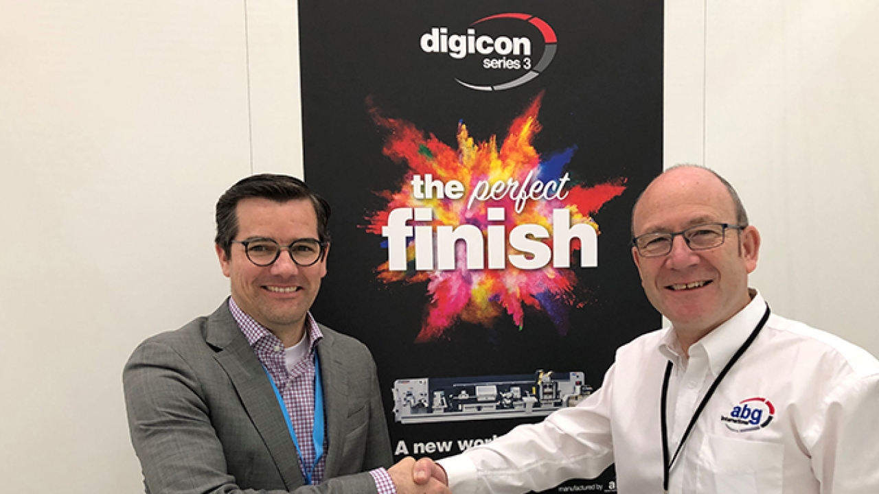R-L: Tony Bell, AB Graphic’s sales director with Pablo Ortega, Ferrostaal Graphics’ general manager - Chile R-L: Tony Bell, AB Graphic’s sales director, with Pablo Ortega, Ferrostaal Graphics’ general manager - Chile