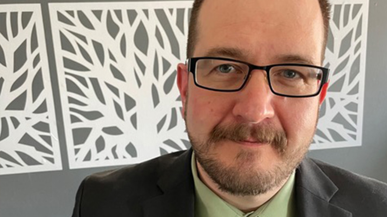 Monadnock Paper Mills has appointed Vincent (Vince) Queau as senior sales representative Monadnock Paper Mills has appointed Vincent (Vince) Queau as senior sales representative