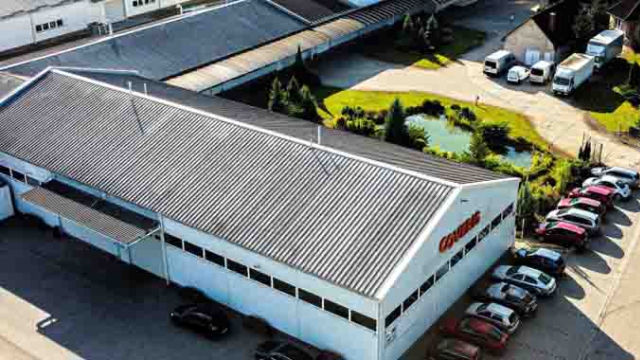 Coveris Pirtó, the group’s CEE hub in Hungary, has switched to 100 percent renewable energy