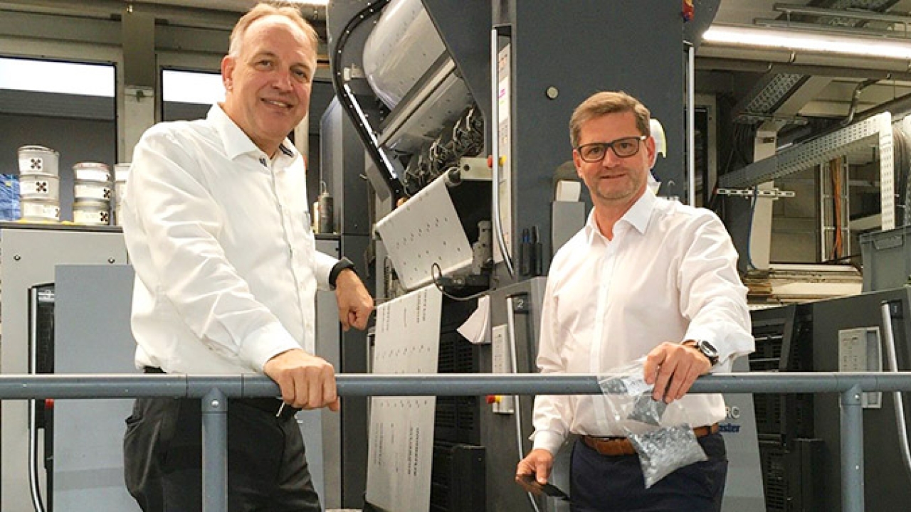 Gräfe has been confirmed as one of the first print finishing companies to participate in Leonhard Kurz’s PET recycling program