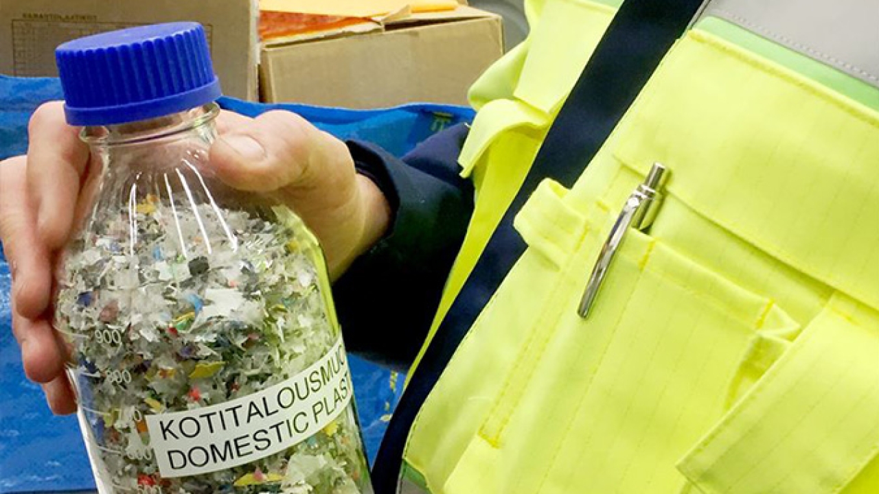 Neste processes liquefied plastic waste in Finland Neste processes liquefied plastic waste in Finland
