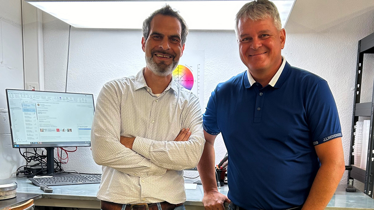 L-R: Uli Höfler, packaging and label printing division in southern Germany for Zeller+Gmelin, and Frank Neumann, managing director of Achertäler Druckerei.