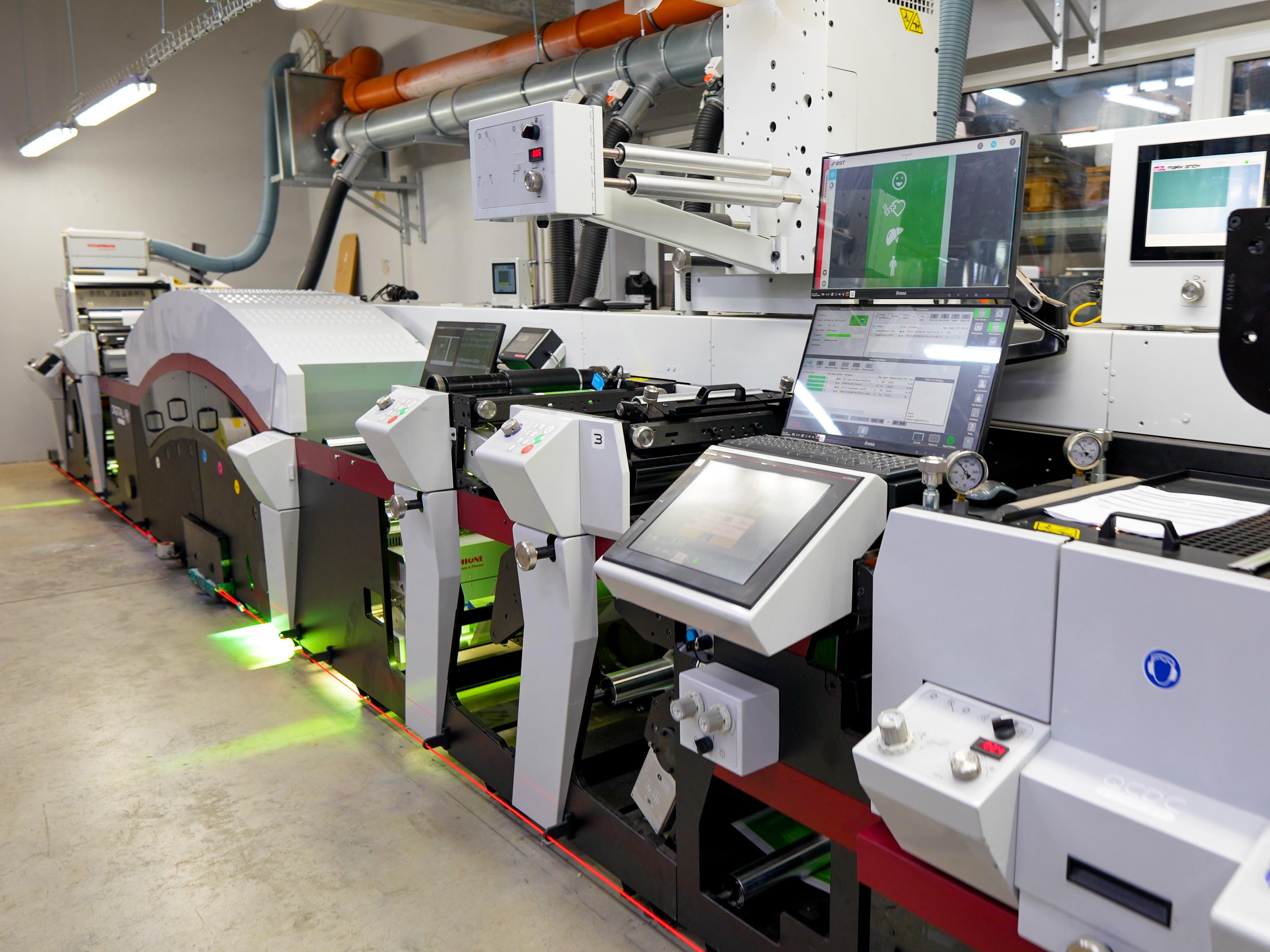 MD Labels has significantly expanded its production capabilities with three Mark Andy hybrid presses now in operation