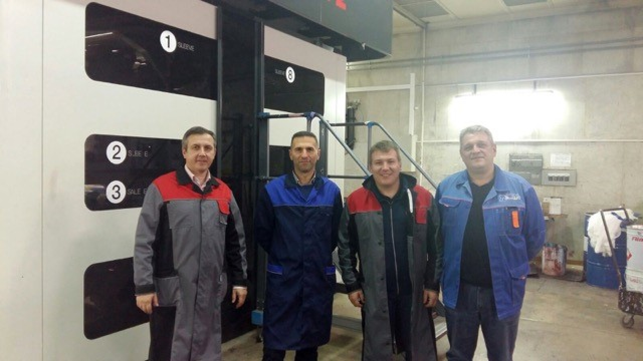 Since 2004 Comexi has installed more than 150 new machines in these territories, including more than 60 printing presses Since 2004 Comexi has installed more than 150 new machines in these territories, including more than 60 printing presses