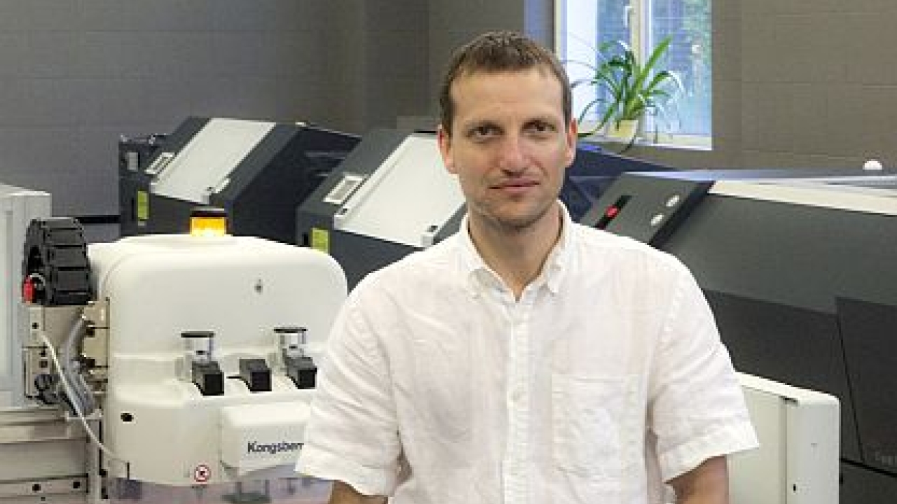 Evgeny Lungin, head of pre-press for Uniflex