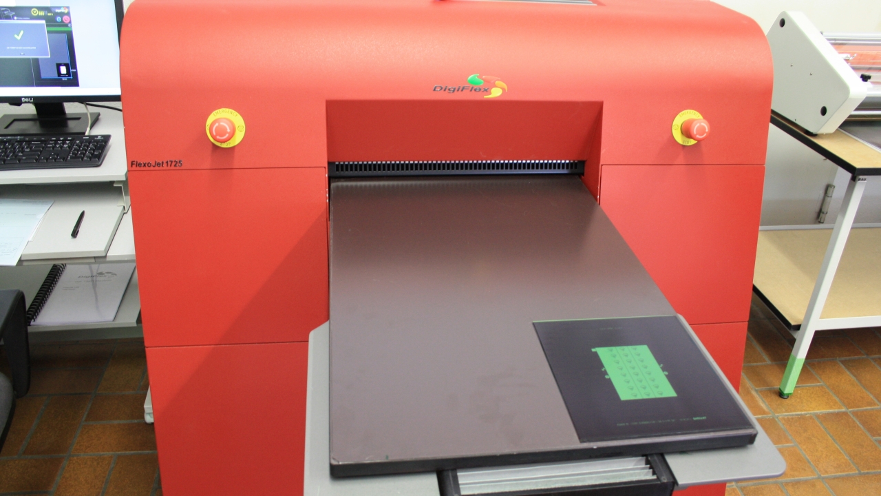 The DigiFlex FlexoJet 1725 is an inkjet-based CtP platemaking system for photopolymer flexographic, letterpress, dry-offset and silkscreen printing technologies