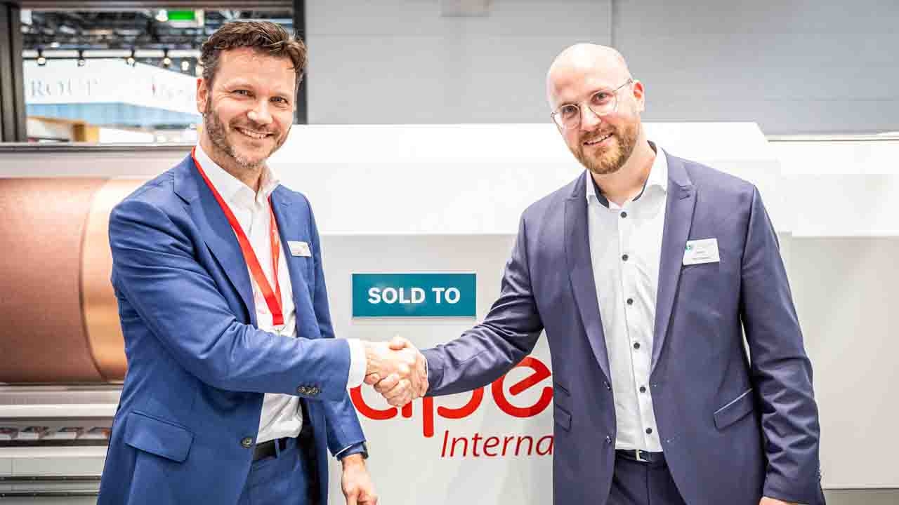 Ruud van Cuijk, CEO of Apex International. Carlo Schepers, CEO of Schepers