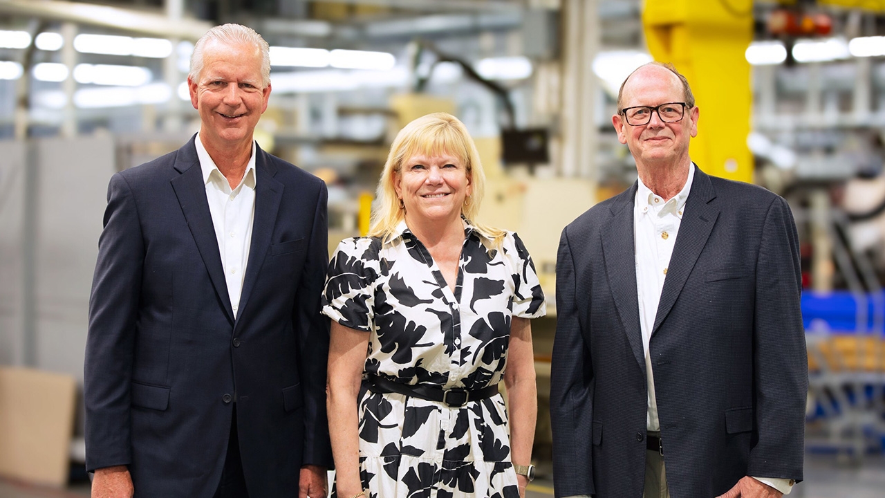 L-R: Joe Klenke, president of Taylor Labeling Solutions; Kris Malkoski, segment CEO for learning and development at Newell Brands; and Steve Mcdonell, vice president of engineering at Taylor Labeling Solutions.