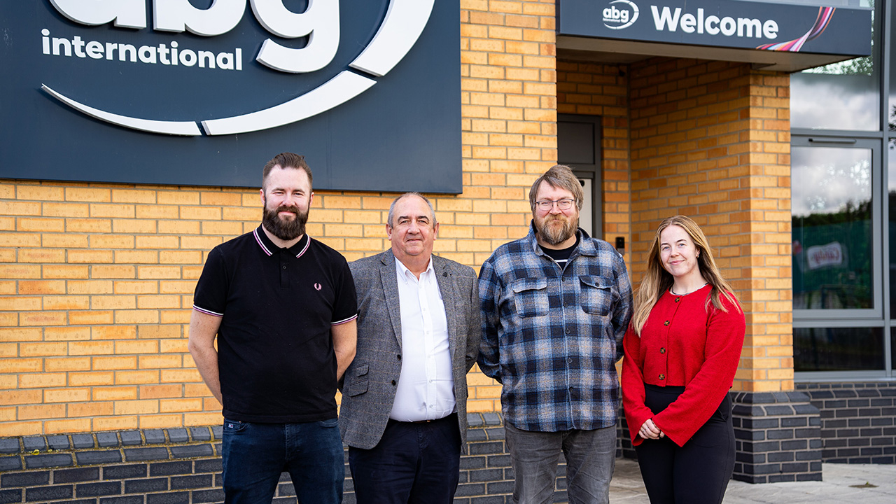 L-R - Øyvin Tørvi, Digital Etikett; Dave Casey, ABG and two other Digital Etikett team members.