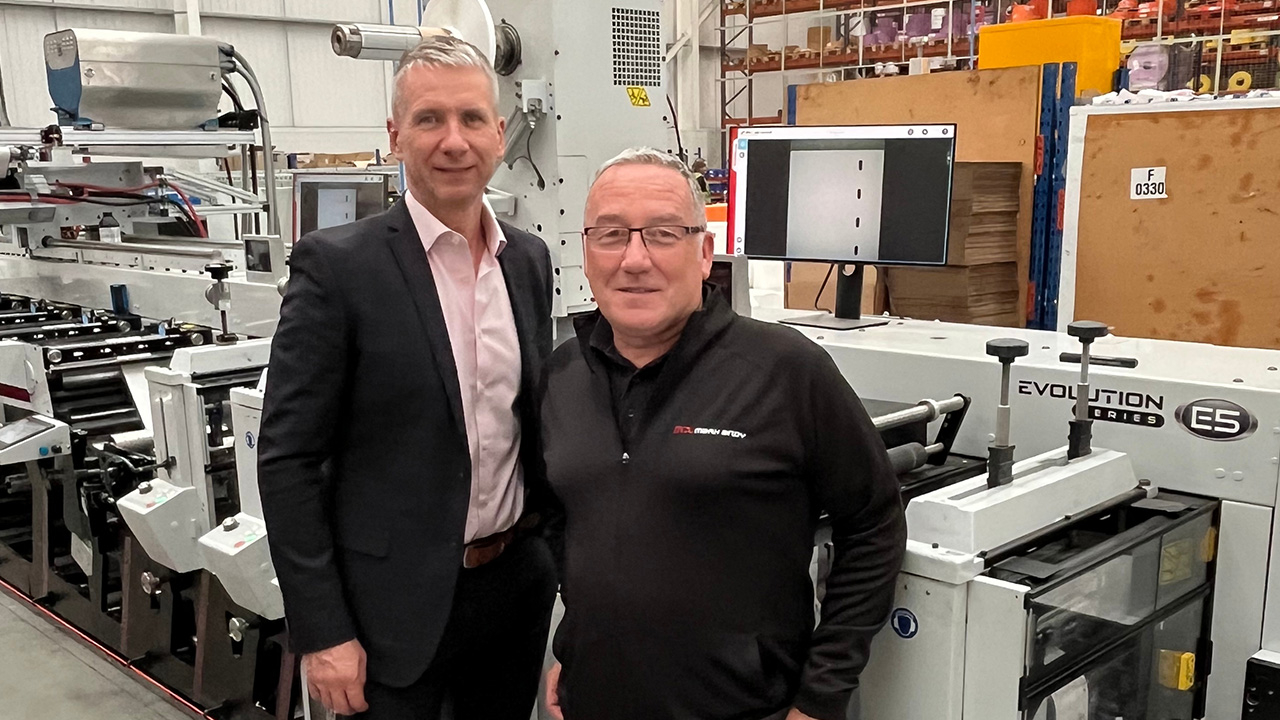 L-R: Shaun Higgins, managing director of Dura-ID Solutions and Antony Cotton, UK and Ireland sales manager at Mark Andy, with one of the new Mark Andy Evolution E5 presses at the company’s Barnsley HQ.