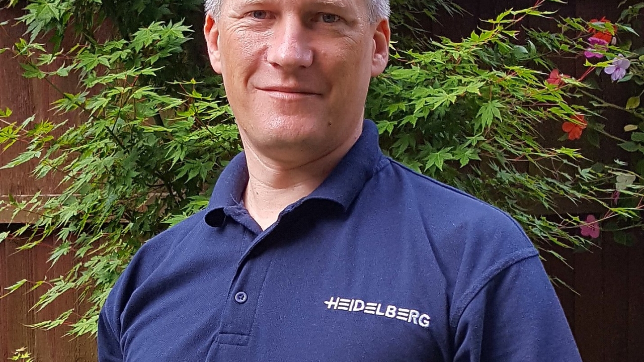 Simon Biddlecombe has joined Heidelberg UK from Sterling Press Simon Biddlecombe has joined Heidelberg UK from Sterling Press