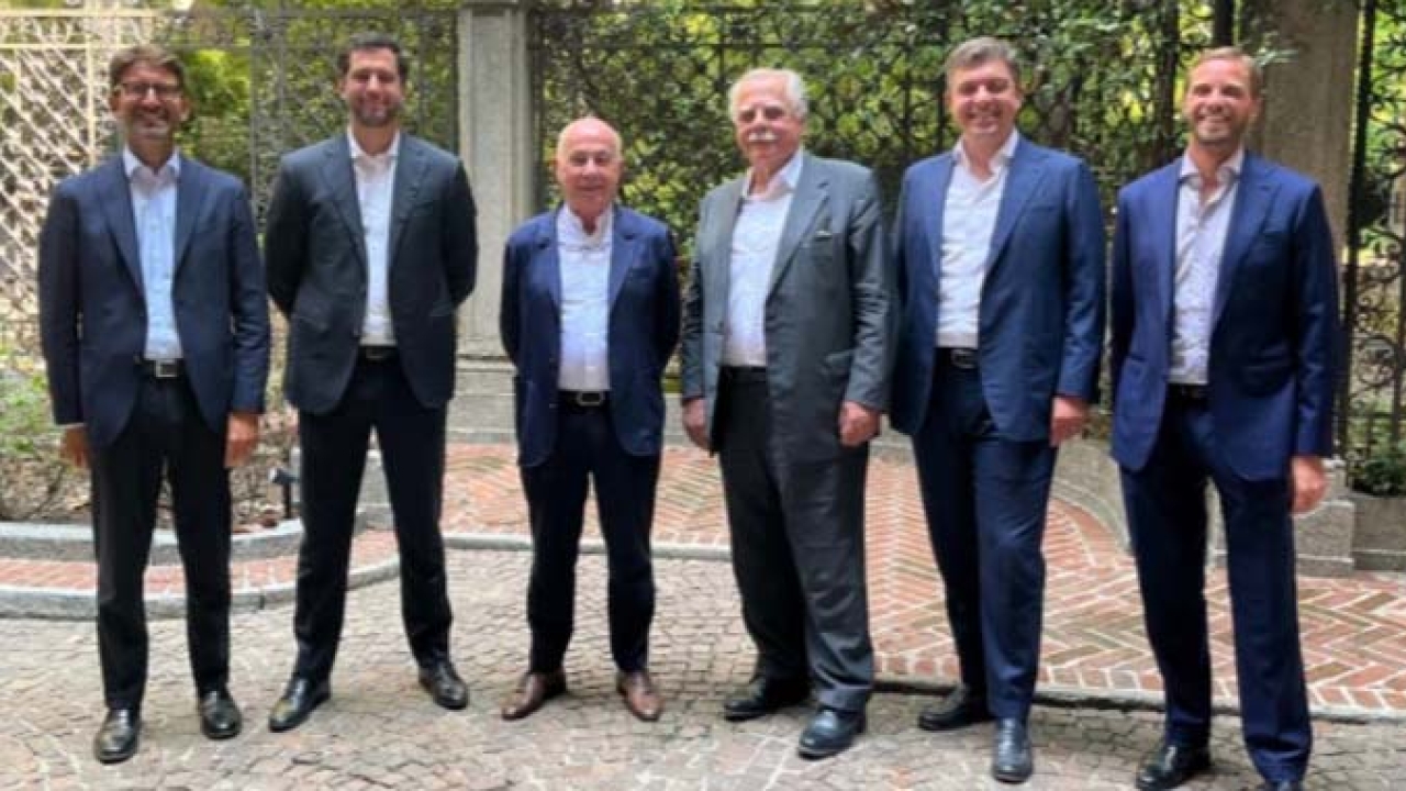 (L-R) Giampiero Belfiore (lawyer), Fernando Staino Giocondi (Carlucci), Antonio Iannone (All4Labels), Franco Staino (Carlucci), Guido Ianniello (All4Labels), Giulio Gambini (lawyer)