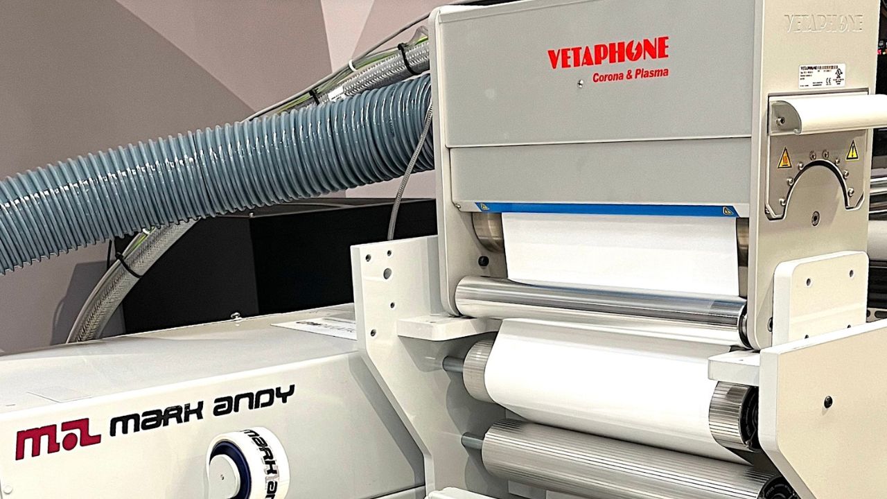 Vetaphone unveils 'M' corona treater | Labels & Labeling - Vimarsana News