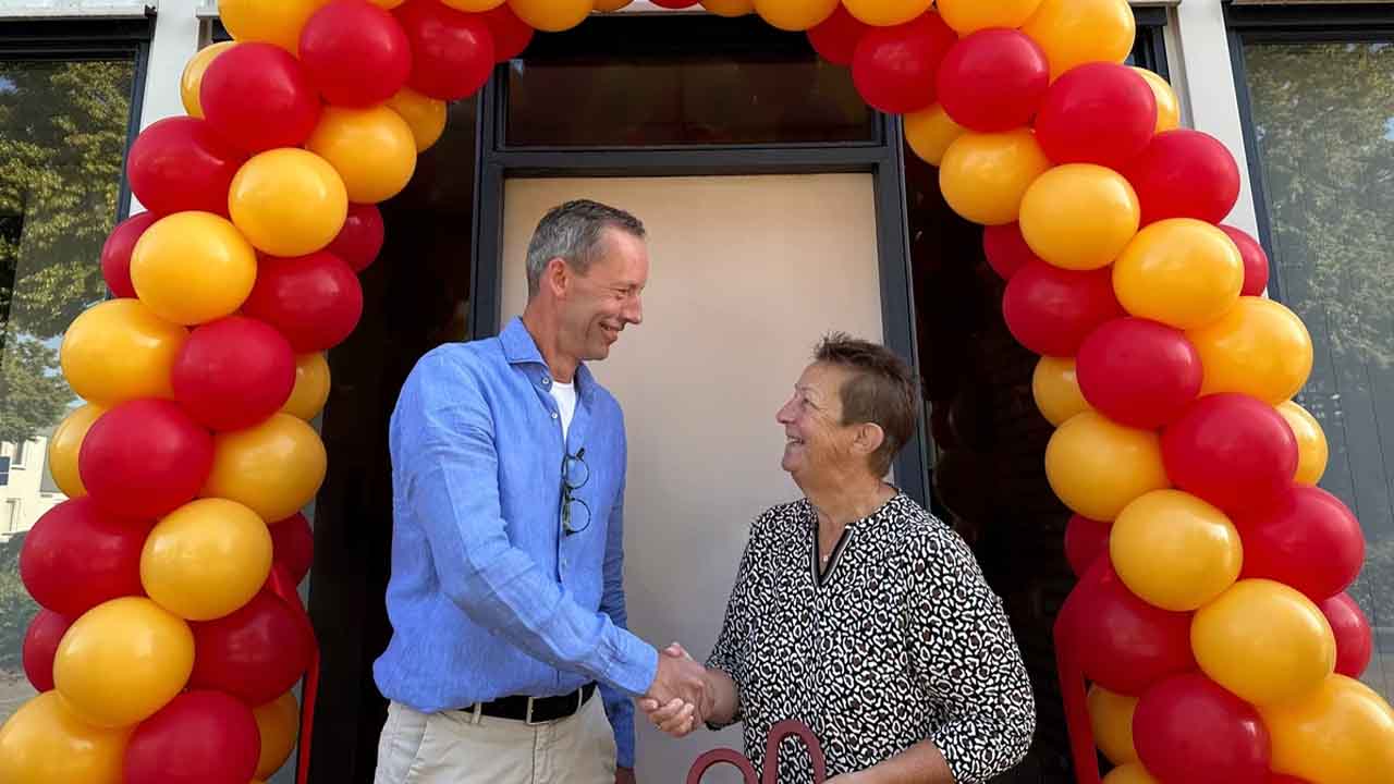 Apex International expands headquarters | Labels & Labeling