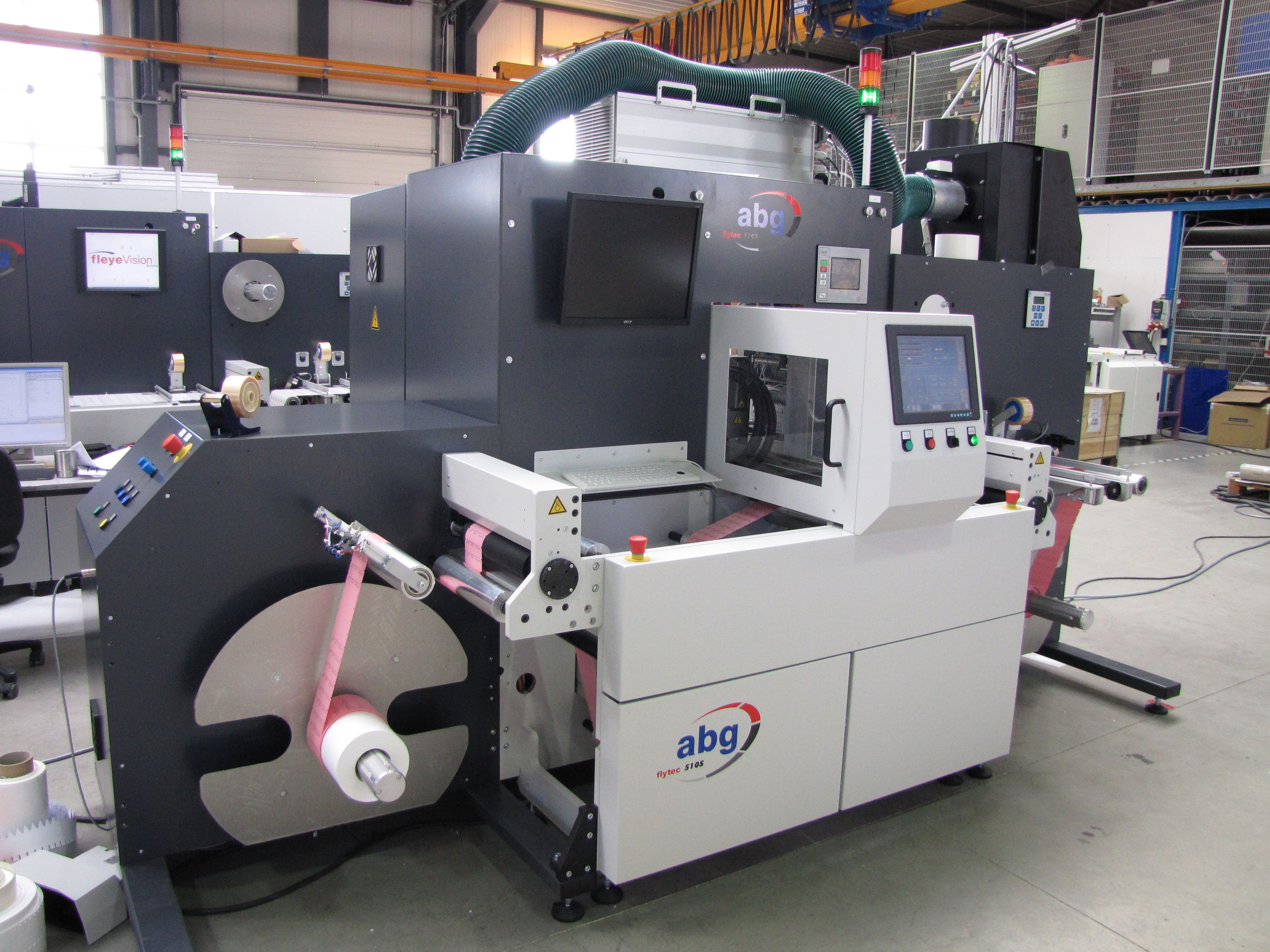 Ab Graphics Machine AB Graphic Flytec rewinder integrates Domino inkjet printer | Labels ...