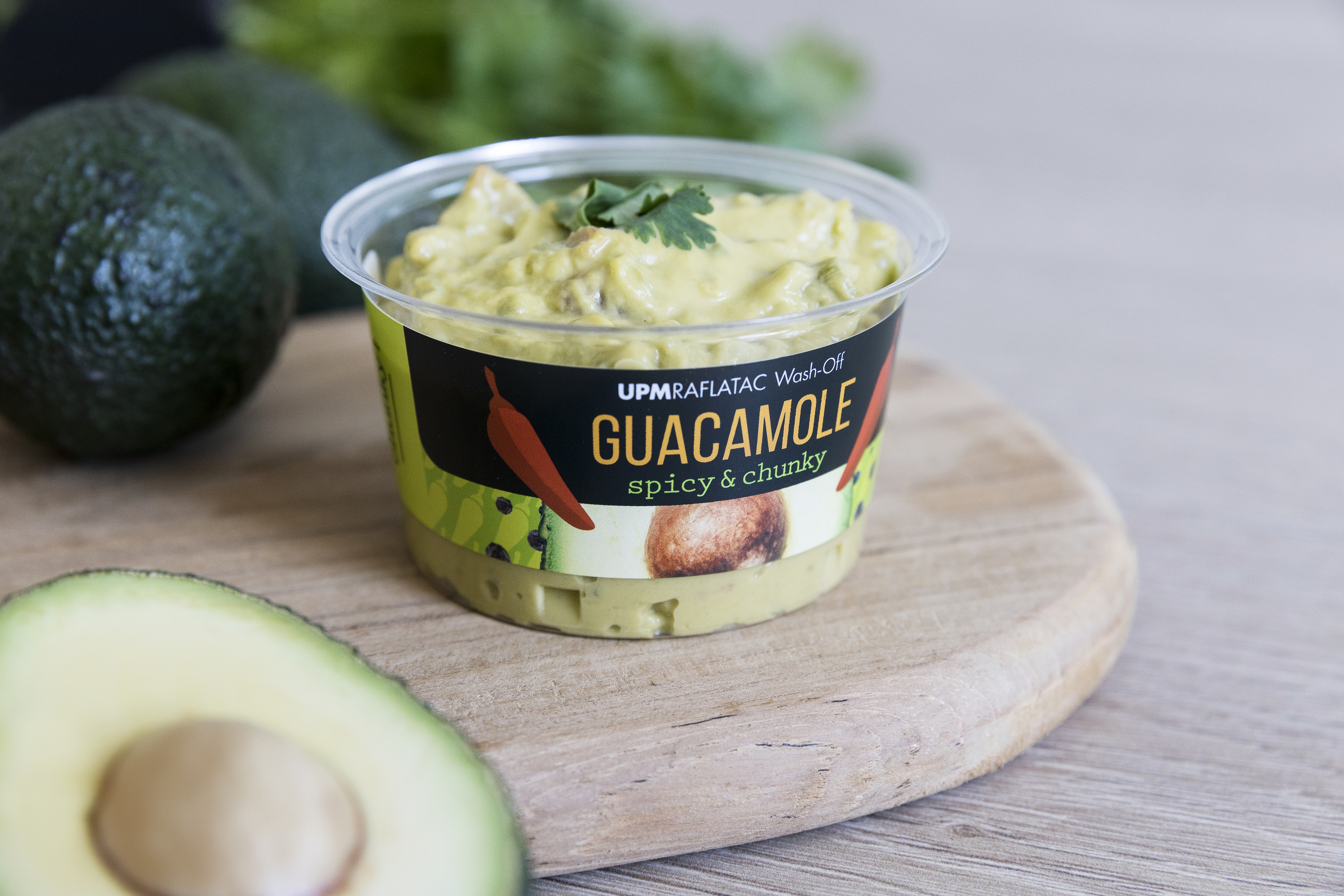 By utilizing water-based wash-off adhesives, UPM Raflatac’s SmartCircle Wash-off labels can be effortlessly separated from PET plastics without leaving any residue