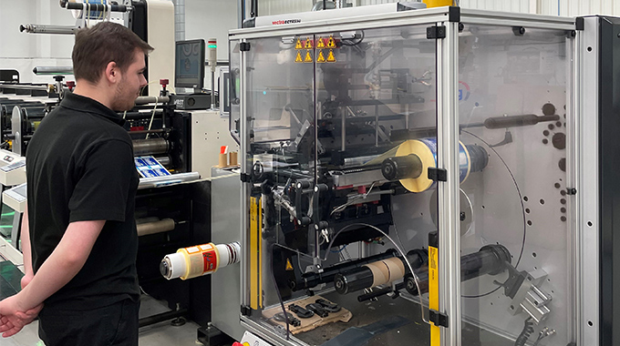 Aztec Label invests in two ABG turret rewinders - Vimarsana News