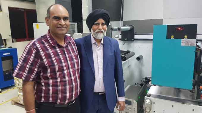 Classique Labels & Packaging adds hybrid embellishment system - Vimarsana News