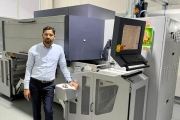 Nilesh Jain, MD of Mahavir Impex, with the Durst Tau330 UV inkjet press