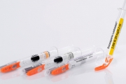 Kingfriend is the first Chinese pharmaceutical company to use Schreiner MediPharm’s Needle-Trap for prefilled syringes. 