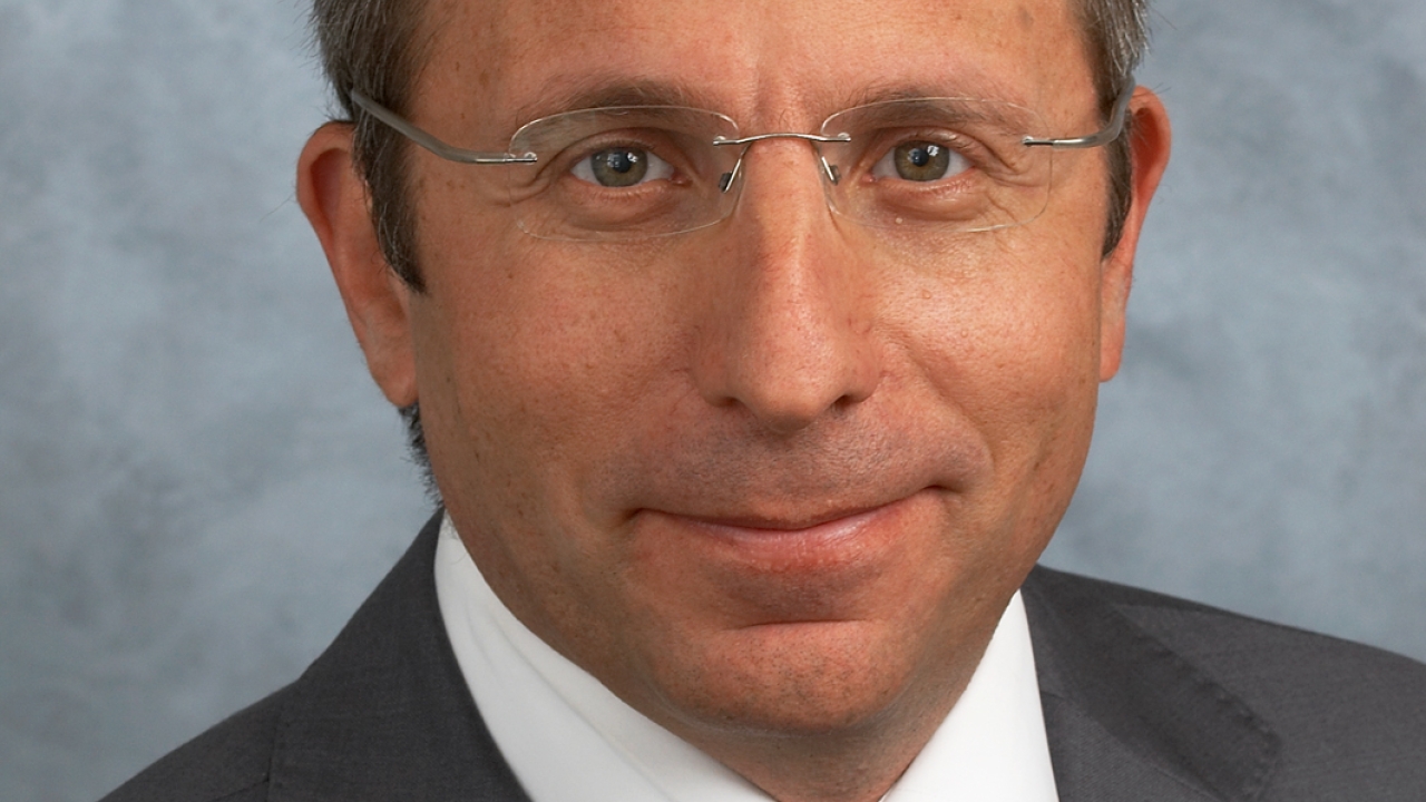 Yariv Avisar's career includes roles such as vice president and general manager of Hewlett Packard’s Scitex division Yariv Avisar's career includes roles such as vice president and general manager of Hewlett Packard’s Scitex division
