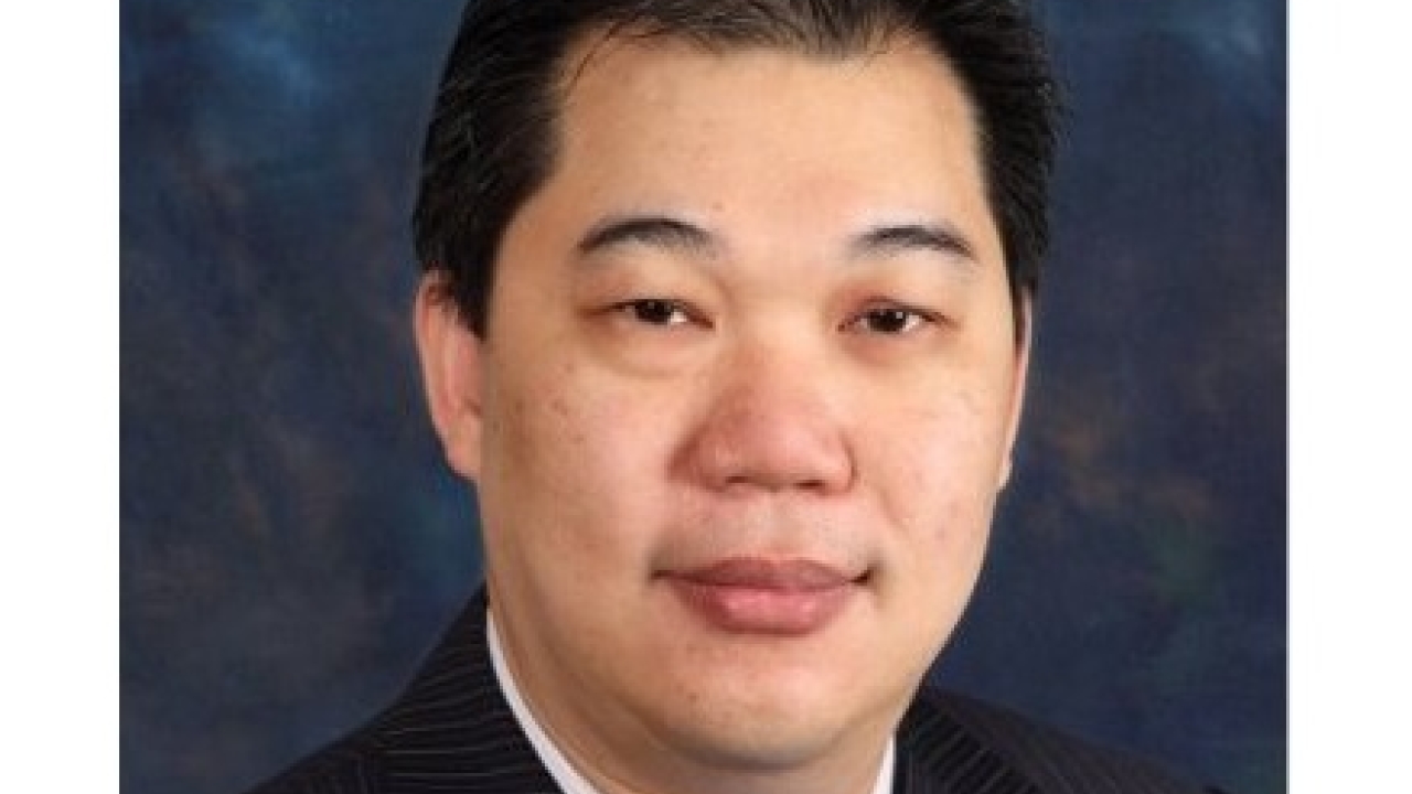 Chia first entered the pre-press packaging and printing industry in 1997 when he joined Barco-Graphics as a field service engineer