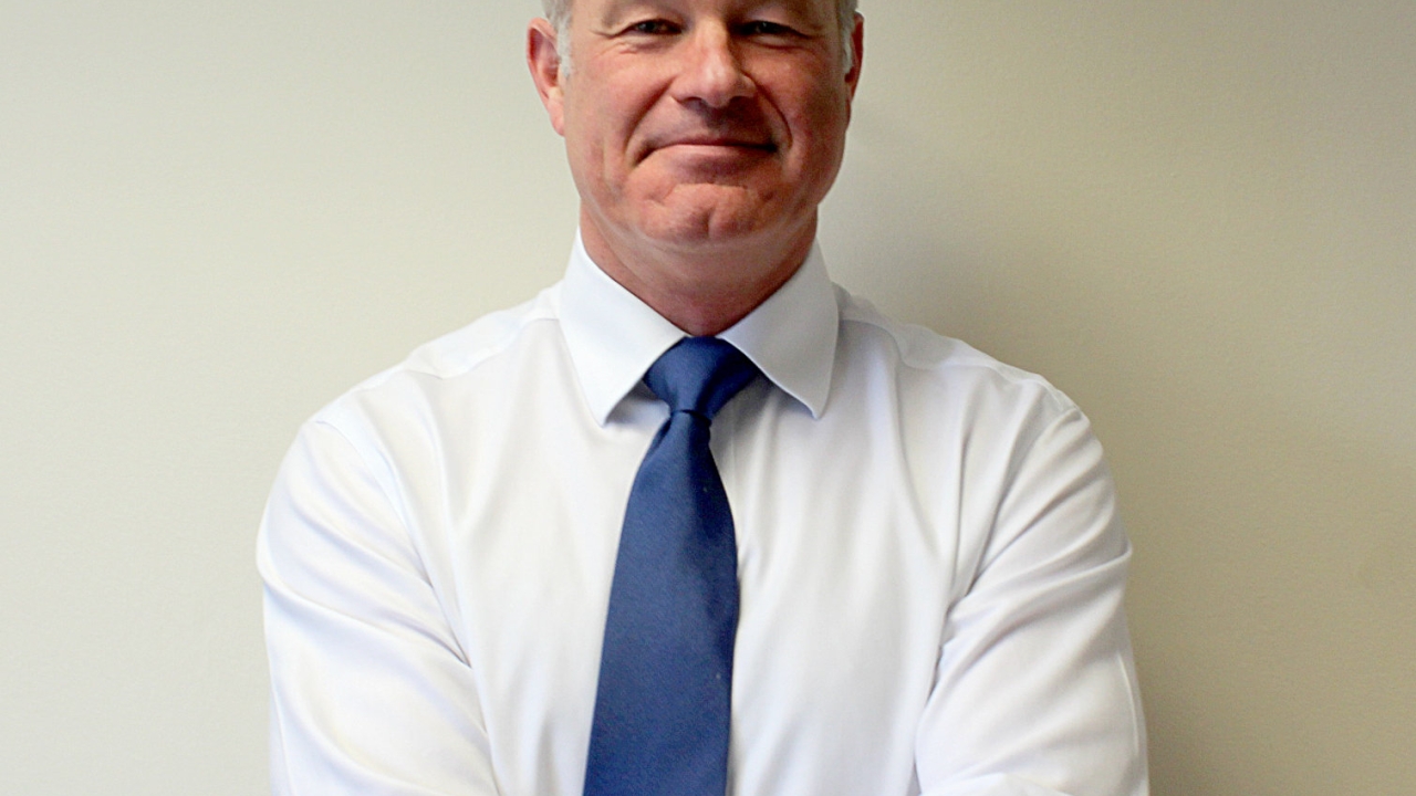 Mike Reynolds has over 25 years of experience in the labeling industry including particular expertise in the beverage market Mike Reynolds has over 25 years of experience in the labeling industry including particular expertise in the beverage market