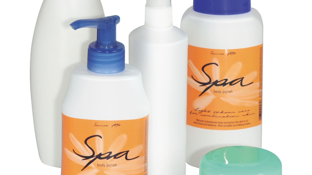 Thanks to a special surface treatment, the white, film-based adhesive material offers excellent printability in combination with HP Indigo ElectroInks
