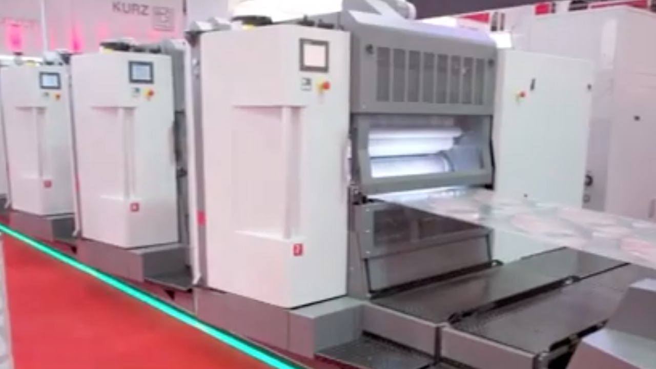Omet launches Varyflex V4 Offset press at open house