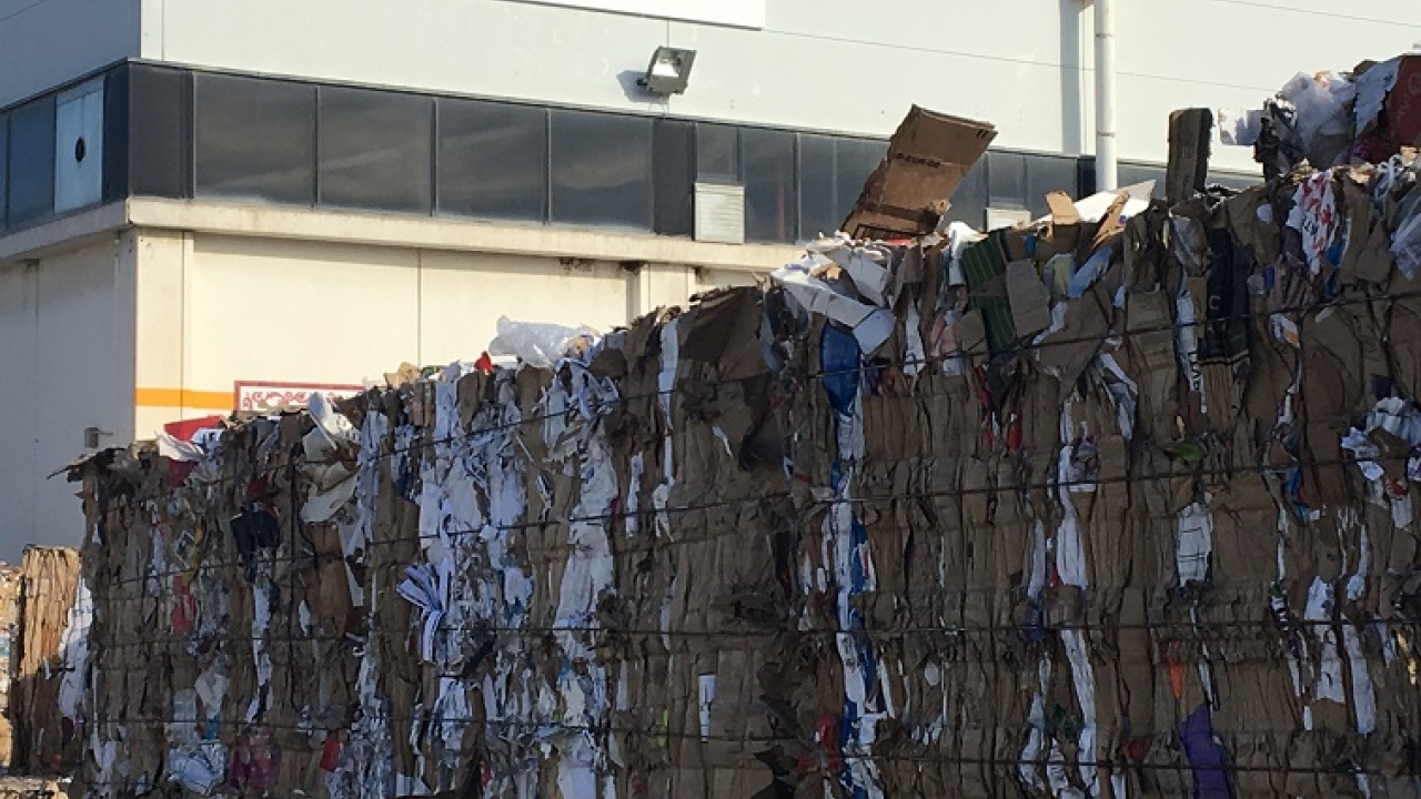 Smurfit Kappa has opened a new recycling plant in Malaga, Spain, which will strengthen its recovered paper service in the region Smurfit Kappa has opened a new recycling plant in Malaga, Spain, which will strengthen its recovered paper service in the region
