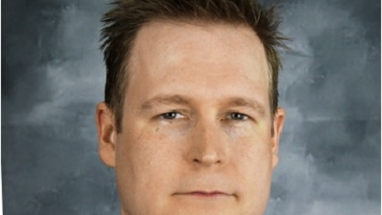 James Armstrong brings more than 12 years of experience in investment analysis on both the selling and buying sides, specializing in the paper and packaging industry