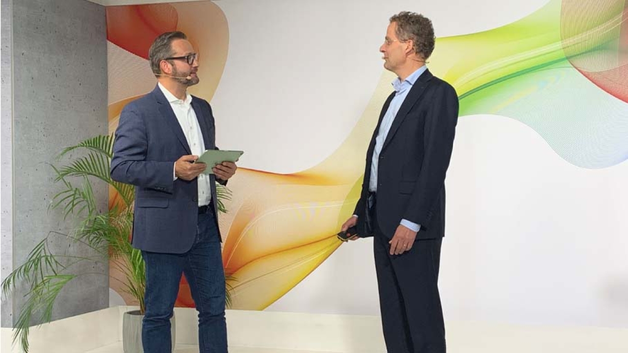 Henkel Sustainability Days host Grant Kupko interviews Fredric Petit, partner sustainable packaging at Emerald Technology Ventures, live in the Henkel studio in Düsseldorf