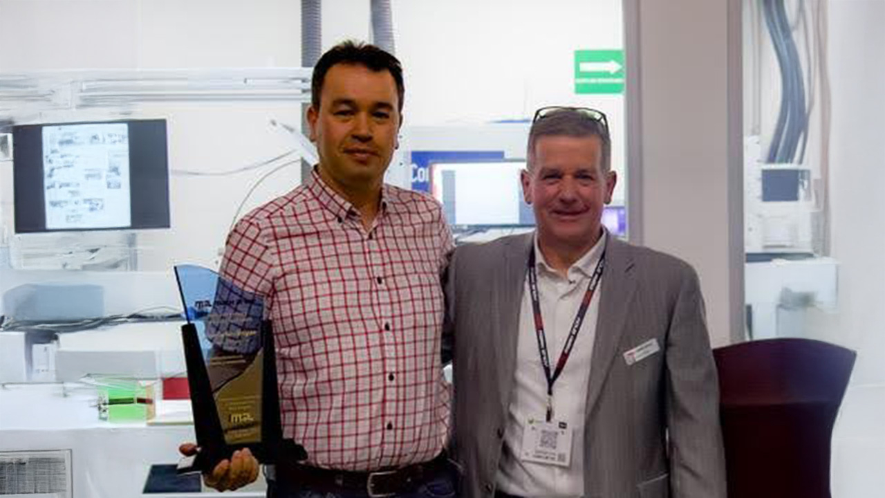 Juan Carlos Arroyave and Mark Andy CEO Duane Pekar