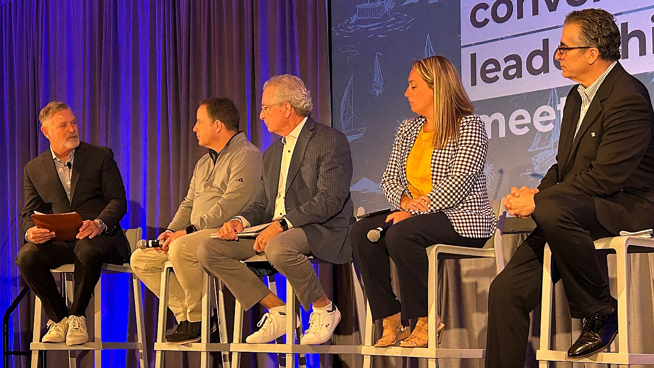  L-R: Corey Reardon moderates a panel with Barry Wendell, Kent Wolford, Abby Monnot and Frank Grecco