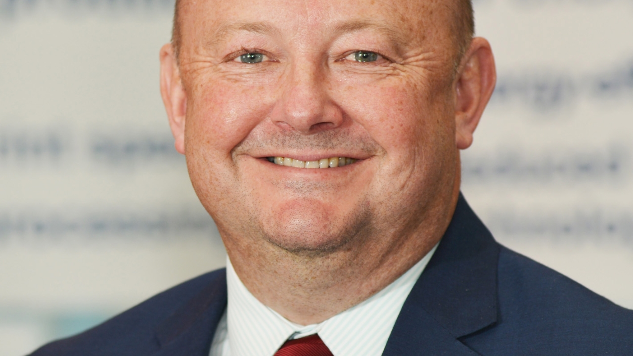 Chris Schofield, MD Jaymar Packaging upgrades Roland press to full UV Chris Schofield, MD Jaymar Packaging upgrades Roland press to full UV