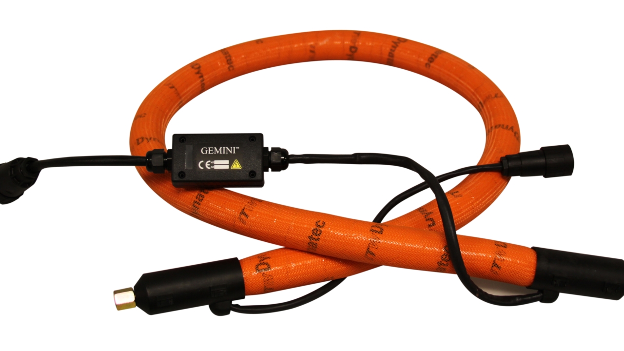 ITW Dynatec Gemini hoses feature a special design which combines dual sensors and dual heaters which can be activated in case a hose failure occur