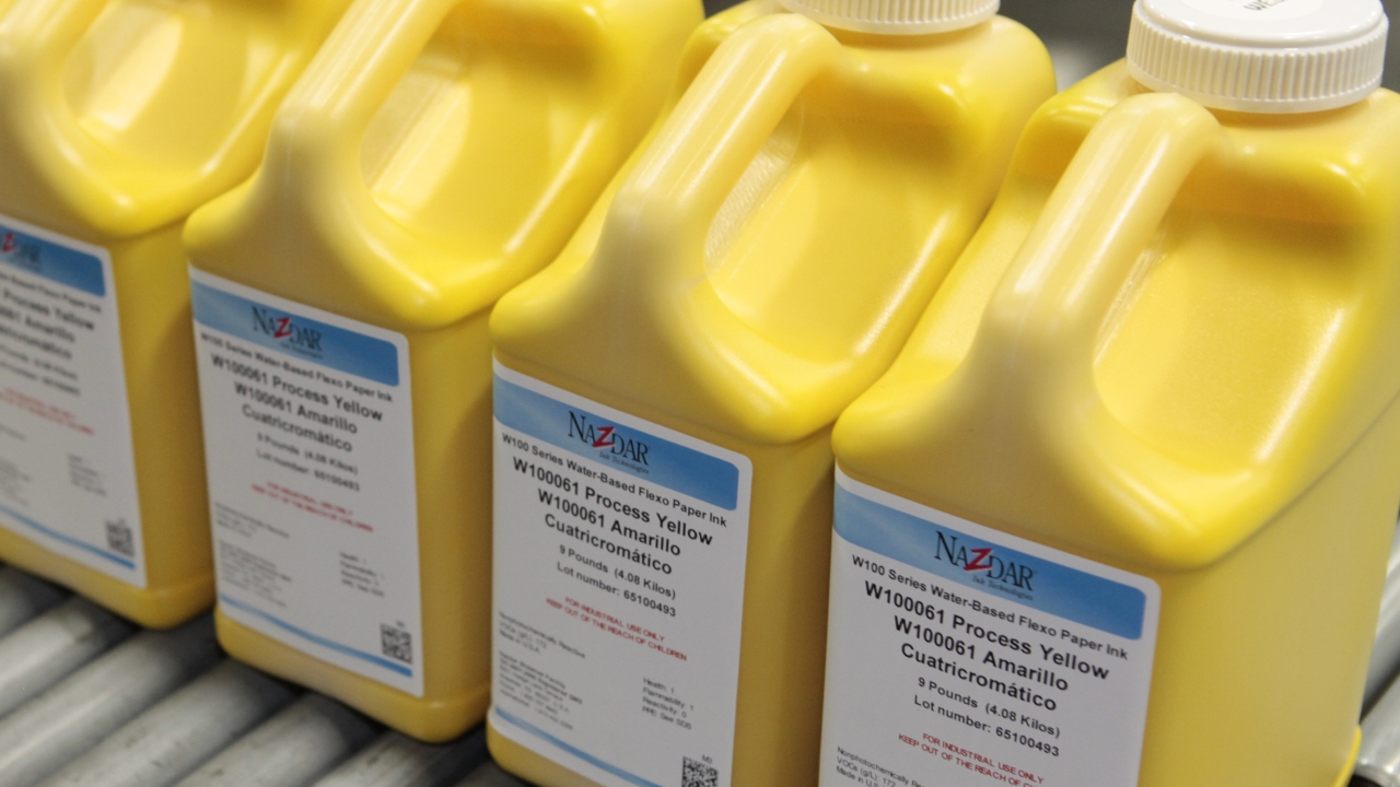 W100 is said to have excellent on-press stability, superior resolubility, high-speed printing capability, color strength and ease of use W100 is said to have excellent on-press stability, superior resolubility, high-speed printing capability, color strength and ease of use