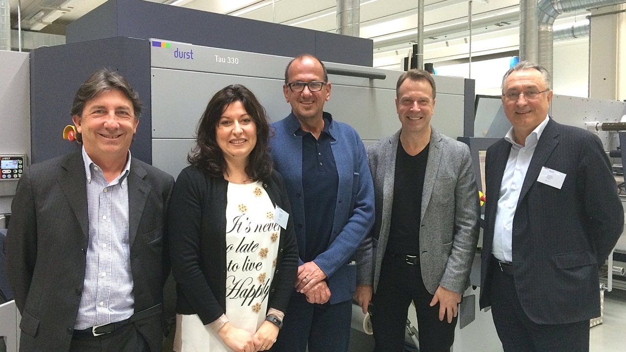 Since installing a Tau 150 in 2011 PWG has successfully developed the digital label business, and due to an increasing demand for digitally printed label jobs an expansion of the production capacity became necessary