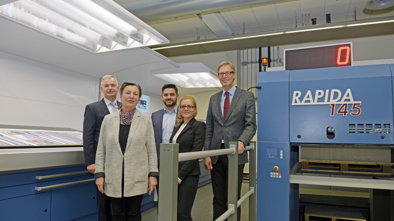 Pictured (from left): Ralf Sammeck, KBA-Sheetfed CEO; Adriana and Niculae Negre, Eurobusiness Group; Tatjana Scheibe and Sven Strzelczyk, both KBA
