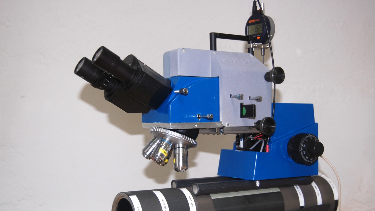 The SibScope microscope undertakes the task of examining objects such as anilox rolls, and gravure and flexo plates
