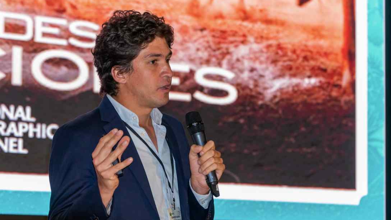 Iganacio Ramos, commercial manager at R&R Impresores, speaking at Label Summit Latin America 2020 Iganacio Ramos, commercial manager at R&R Impresores, speaking at Label Summit Latin America 2020