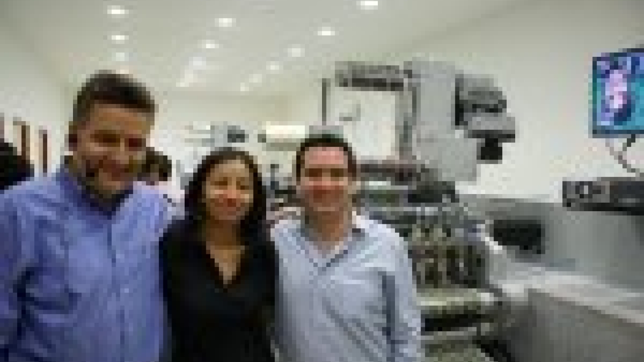 Open house shows first Latin American installation of Gallus granite press