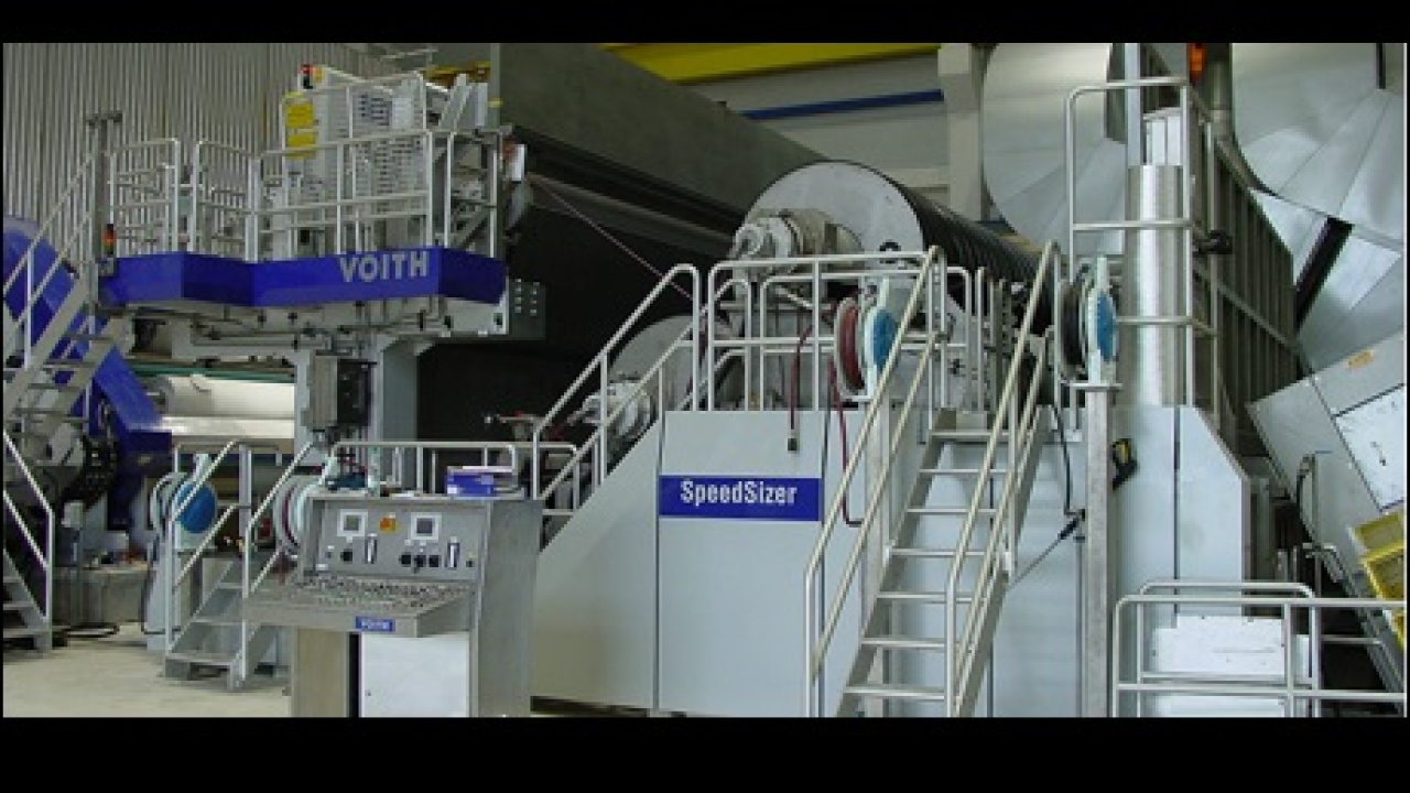 The Voith SpeedSizer film press is for Brigl & Bergmeister’s paper machine at the Brigl & Bergmeister Niklasdorf mill The Voith SpeedSizer film press is for Brigl & Bergmeister’s paper machine at the Brigl & Bergmeister Niklasdorf mill