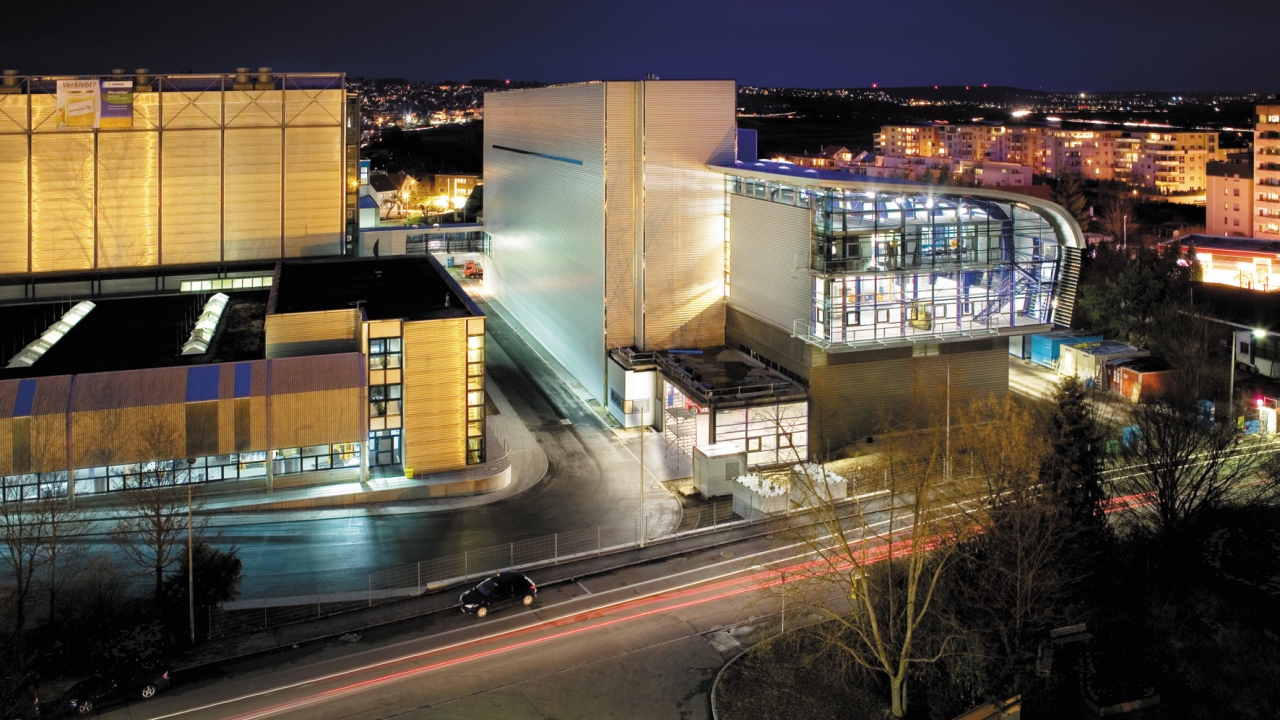 Herma’s production facilities and headquarters in Filderstadt, Germany are supplied with 100 percent green energy by means of hydropower