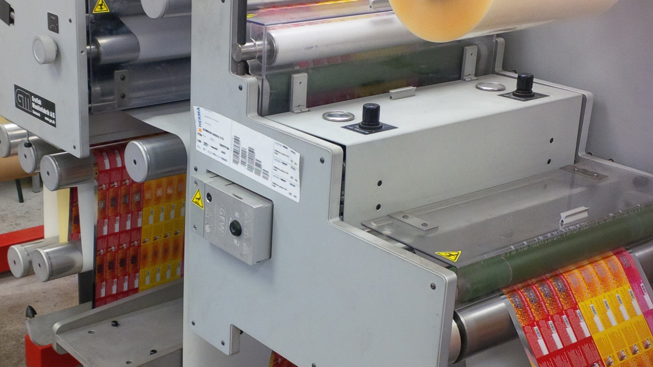 Herma overlaminate in use at Mission Labels Herma overlaminate in use at Mission Labels