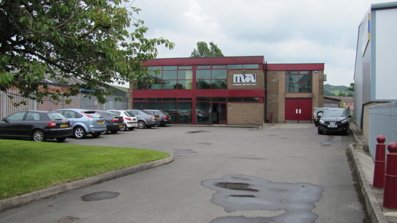 Mark Andy UK opens new showroom Mark Andy UK opens new showroom