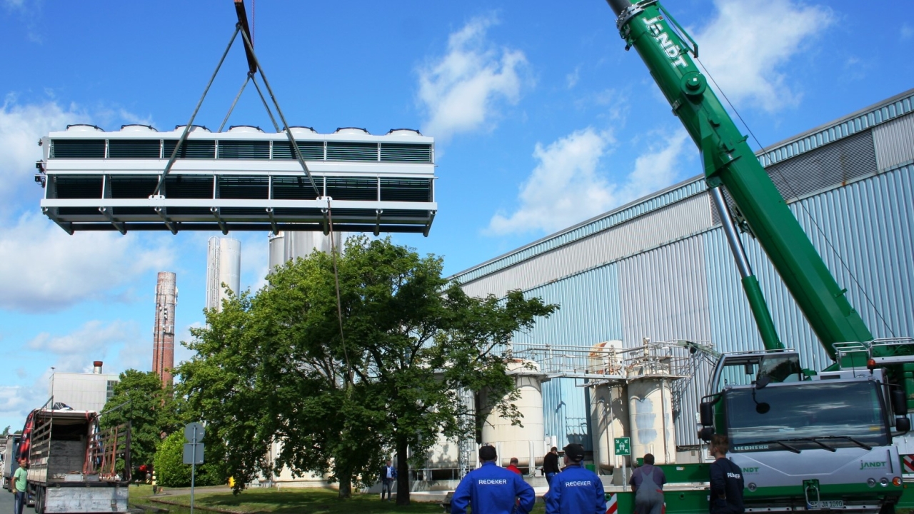 Mitsubishi HiTec Paper Europe is installing five large recooling plants and two high efficient speed controlled screw chillers as part of an investment in a new process refrigeration system for two coating machines at its Bielefeld, Germany site Mitsubishi HiTec Paper Europe is installing five large recooling plants and two high efficient speed controlled screw chillers as part of an investment in a new process refrigeration system for two coating machines at its Bielefeld, Germany site