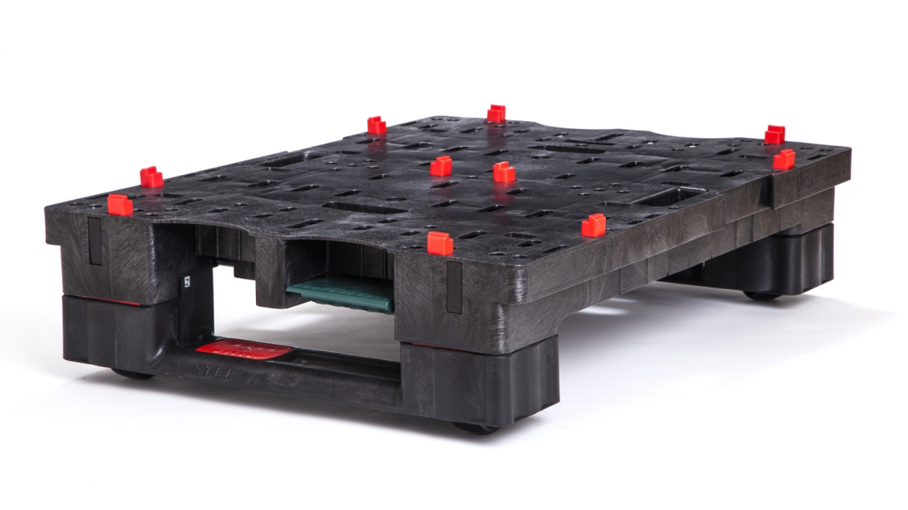 Polymer Logistics unveils smart stackable pallet