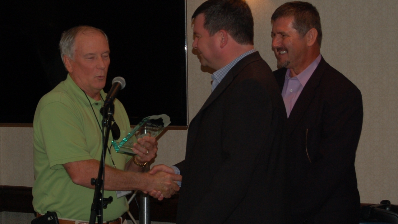 Stork Prints wins award for EcoSleeve